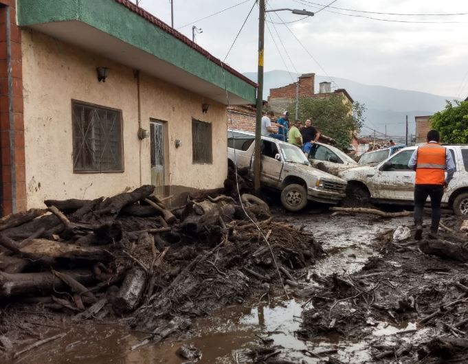 Sigue búsqueda de víctimas en San Gabriel, Jalisco.
