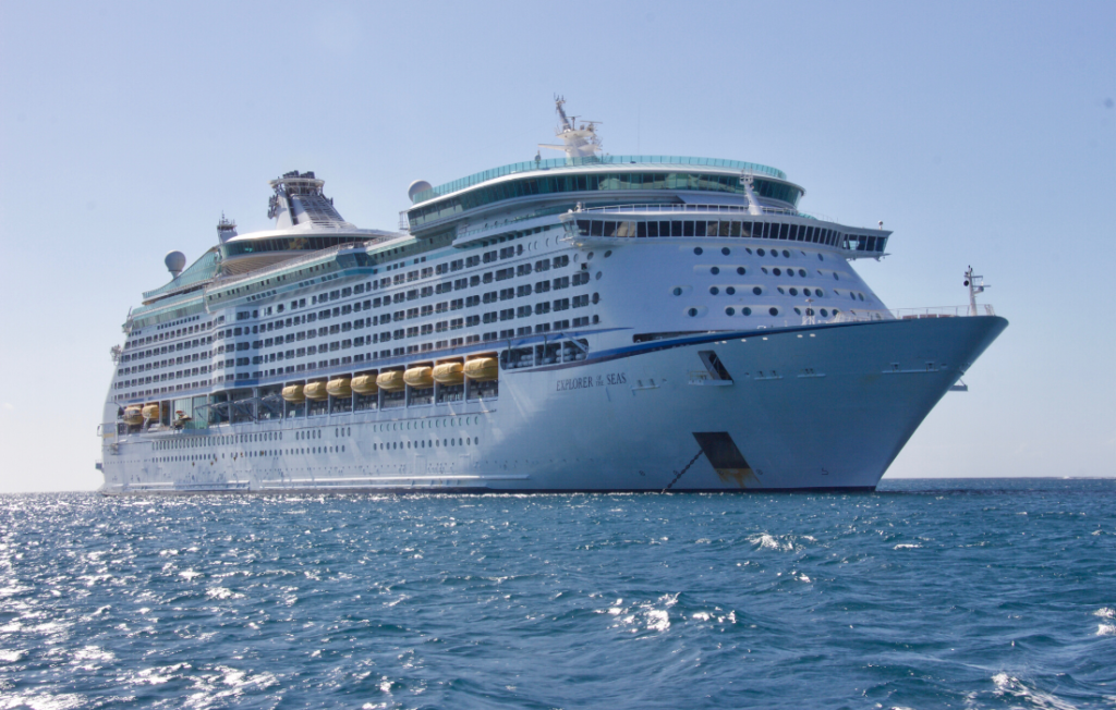 En Estados Unidos buscan que un crucero se convierta en un albergue para personas sin hogar