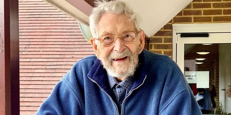 Bob Weighton Récord Guinness reconoce al hombre más viejo del mundo