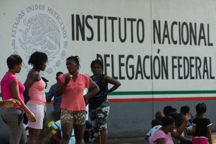 En México, por COVID-19 se liberarán migrantes y se les dará residencia temporal