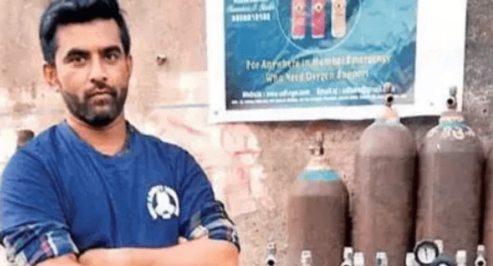 Hombre vende su camioneta para comprar tanques de oxígeno y salvar vidas.