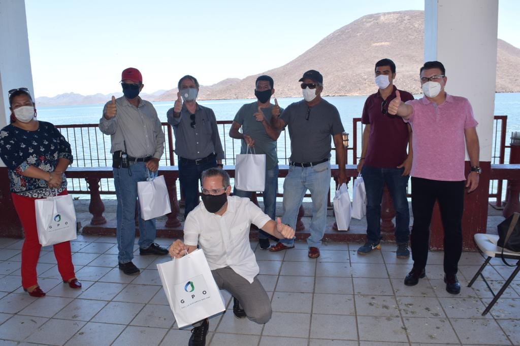 GPO entrega 48 kits de protección a prestadores de paseos turísticos y a restauranteros del Maviri