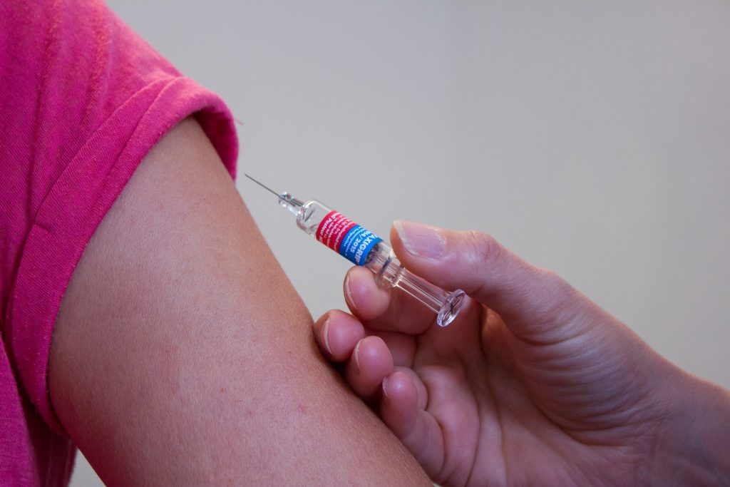 ¿Cuánto costará la vacuna contra el coronavirus?