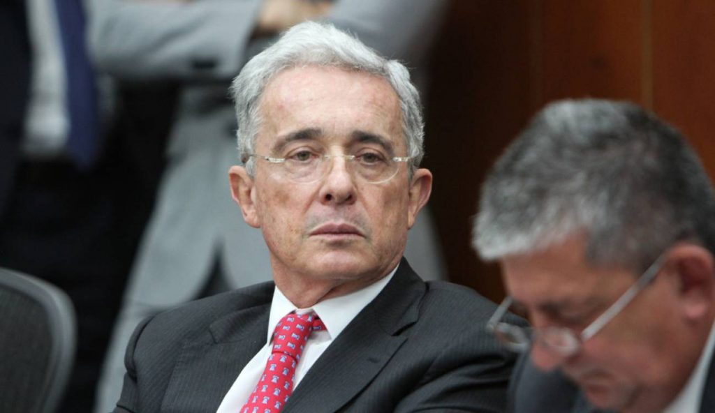 Suprema Corte de Colombia ordena detención de expresidente del país