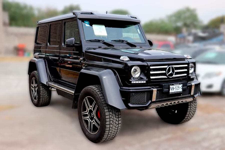 Mercedes Benz y blindadas estarán en subasta el fin de