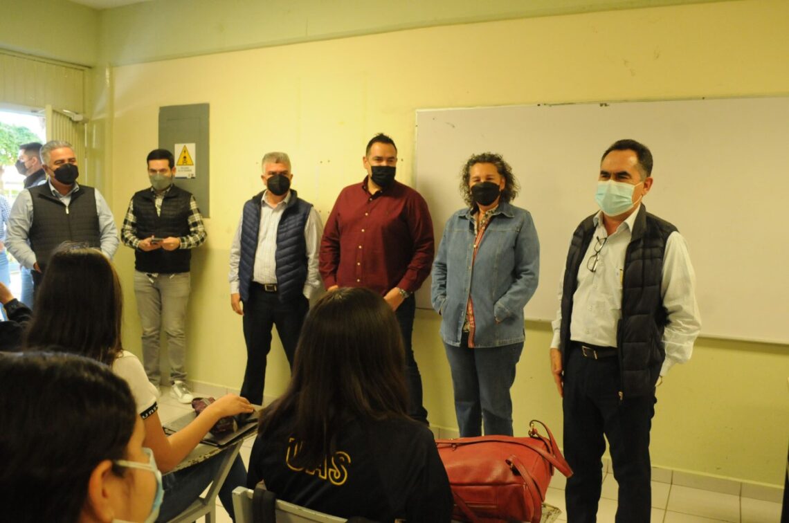 Regresan alumnos de la UAS a las aulas bajos todos los protocolos ...