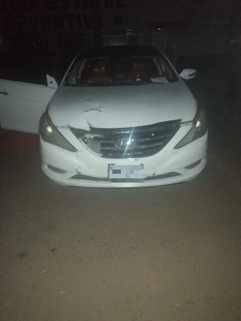 Circulaba en carro robado en el extranjero; lo detienen policías en la Adolfo López Mateos