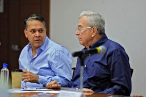 Rocha sostiene reunión con su gabinete rumbo al Primer Informe de Gobierno