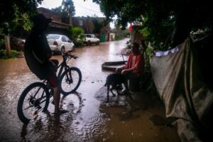 Sin luz y sin agua amanecen en la Loma de Rodriguera y Los Mezcales