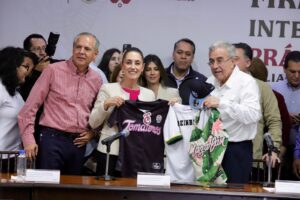 Firma Gobernador Rocha convenio de colaboración con el Gobierno de la Ciudad de México