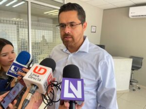 “Hemos detectado una falta de asistencia o falta de permanencia de los trabajadores”: Secretario de Salud realiza visita sorpresa a hospitales de Sinaloa