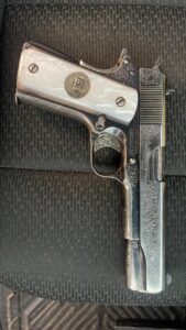 Grupo Élite asegura a civil armado que circulaba en un Jeep por la colonia Santa Fe