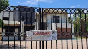 Aseguran armas, cartuchos y metanfetaminas en cateo a casas baleadas en el municipio de Sinaloa
