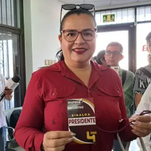 Registra Margoth Urrea candidatura por la alcaldía de Navolato