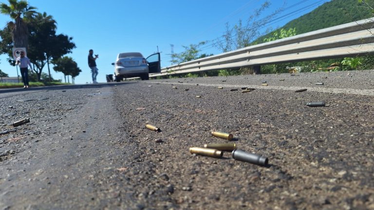 Violenta jornada en Culiacán deja un saldo trágico y la ciudad desolada