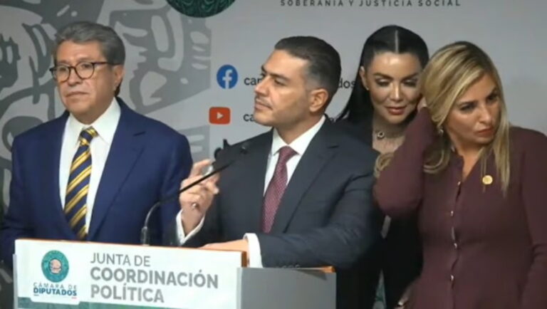 ‘Batichicas’ se pelean por estar junto a Omar García Harfuch en la Cámara de Diputados (Video) Diputadas se pelean por estar junto a Omar García Harfuch