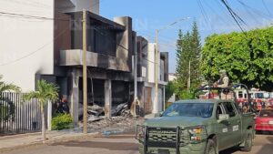 Vandalizan y tirotean dos viviendas en Culiacán, Sinaloa, en Las Quintas y Lomas de Guadalupe Vivienda vandalizada en Lomas de Guadalupe