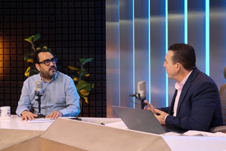 Alcalde de Culiacán, Juan de Dios Gámez en entrevista con Los Noticieristas