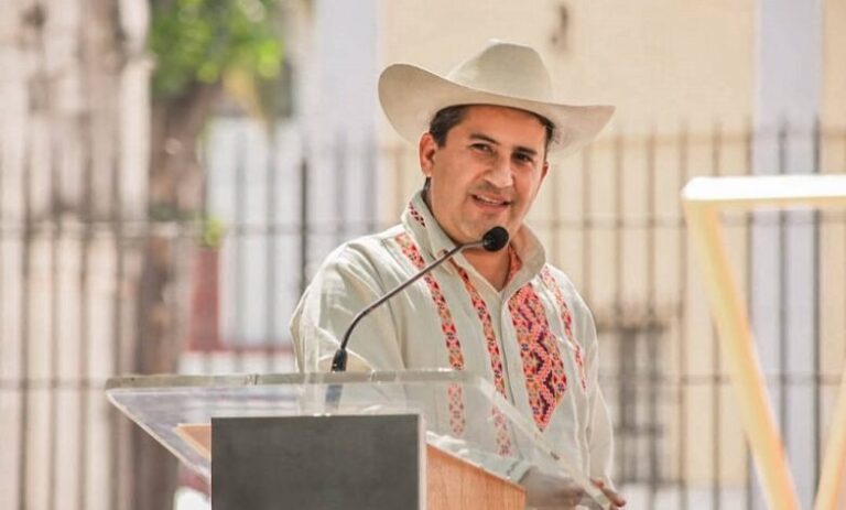 Carlos Manzo, alcalde de Uruapan asesinado