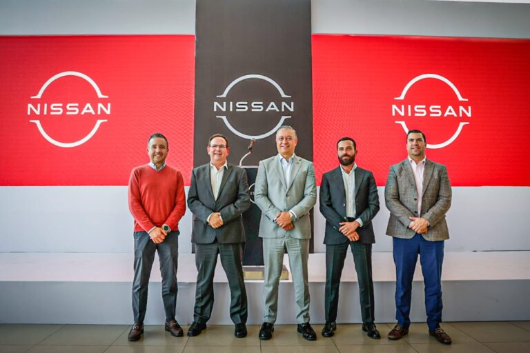 Grupo del Rincón celebra su 56 aniversario con la reapertura de las agencias Nissan Congreso y Nissan Aeropuerto Celebra Nissan 56 aniversario