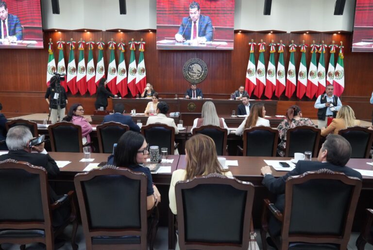 Congreso de Sinaloa en sesión