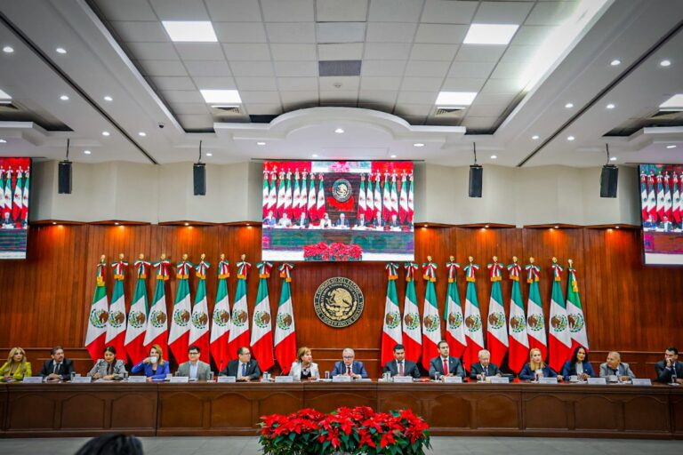 Cuarto informe de Rocha Moya