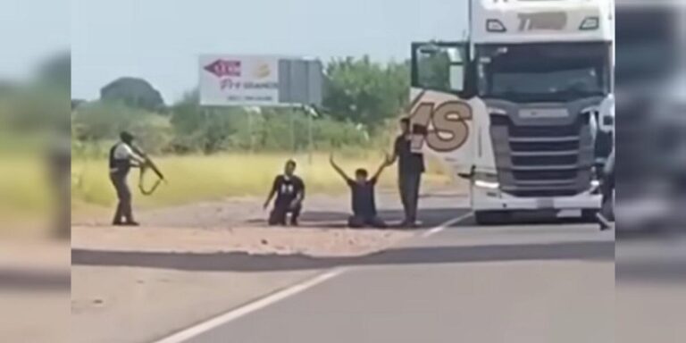 Detenidos por bloquear la maxipista Culiacán-Mazatlán