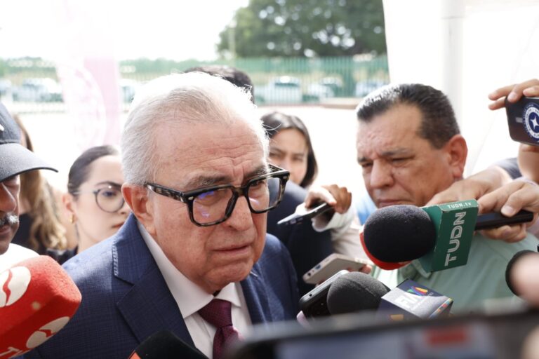 “Hay cuestiones qué destacar y preocupaciones qué manifestar”: Rocha por la comparecencia ante diputados por su Cuarto Informe Gobernador Rubén Rocha Moya