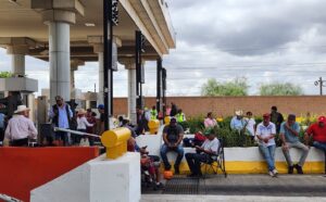 “Todo el respeto a la libre manifestación de productores”: Rocha ante movilización de agricultores este lunes Productores bloquean las casetas de Sinaloa