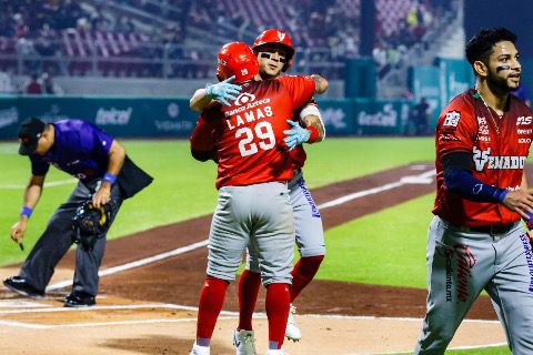 Los Venados triunfan en Nayarit y regresan al camino de la victoria en la LMP 2025-26 Venados de Mazatlán en juegos de la LMP