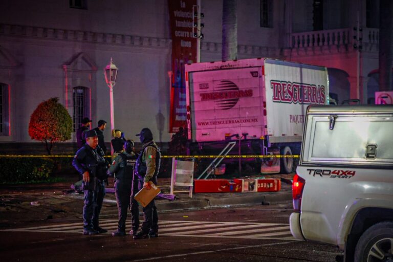 Asesinan a conductor de camión de paqueteria en Culiacán