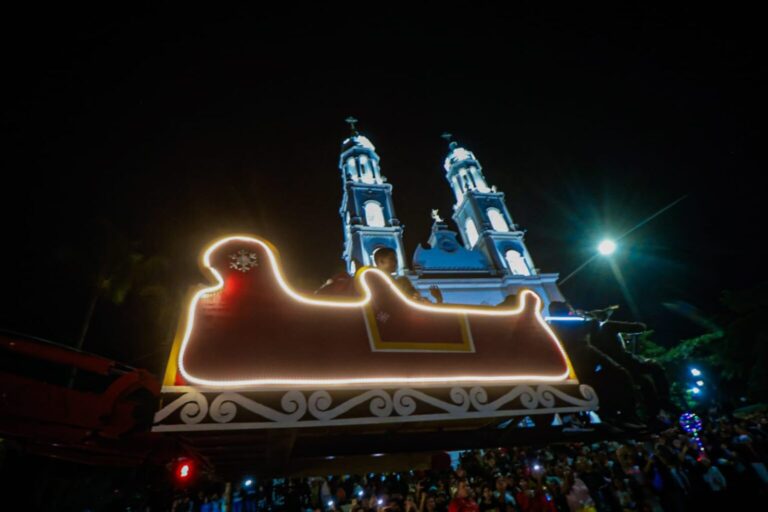 Desfile Navideño Kuroda