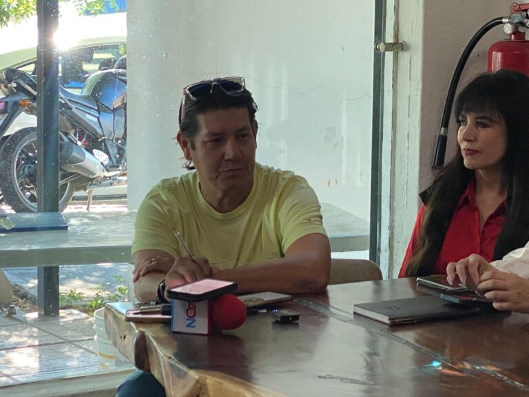 Jonathan Juárez y Bomberos de Culiacán: los homenajeados en la Expo Deportiva del Maratón Internacional 2026 Jonathan Juárez, homenajeado