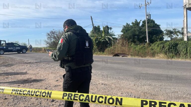 Arrojan el cadáver de un hombre sobre la carretera Villa Juárez-Las Puentes en Navolato, Sinaloa Arrojan cuerpo en carretera de Navolato