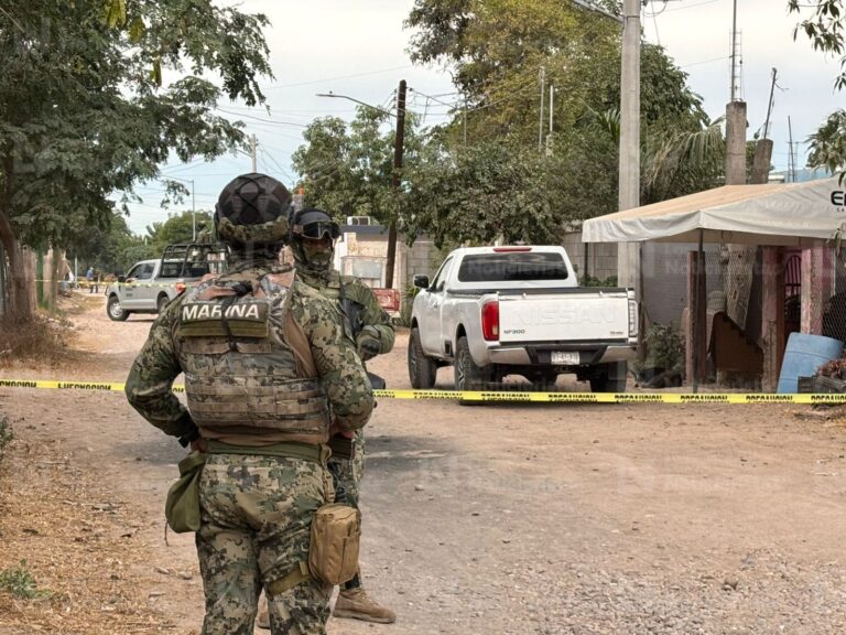 Asesinan a balazos a la comisaria de Bachigualatito, Culiacán, Mirna Karime y su hermano resulta herido en el ataque