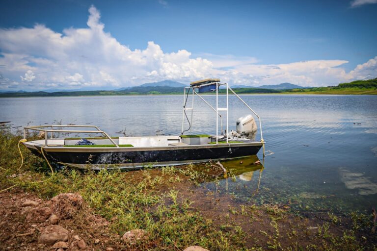 Buscan a militar en las aguas de la presa Sanalona
