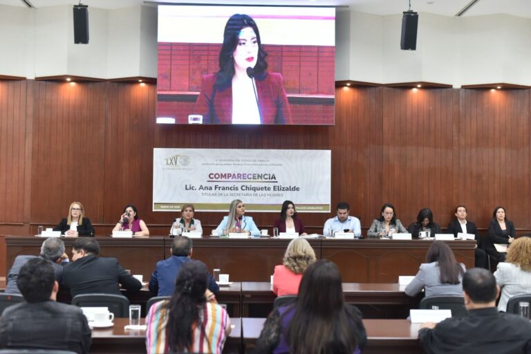 Comparece secretaria de las Mujeres ante el Congreso