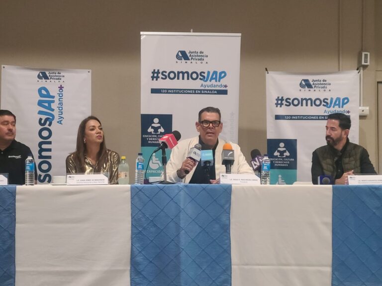 Roque Mascareño en la presentación de videos sociales de la JAP