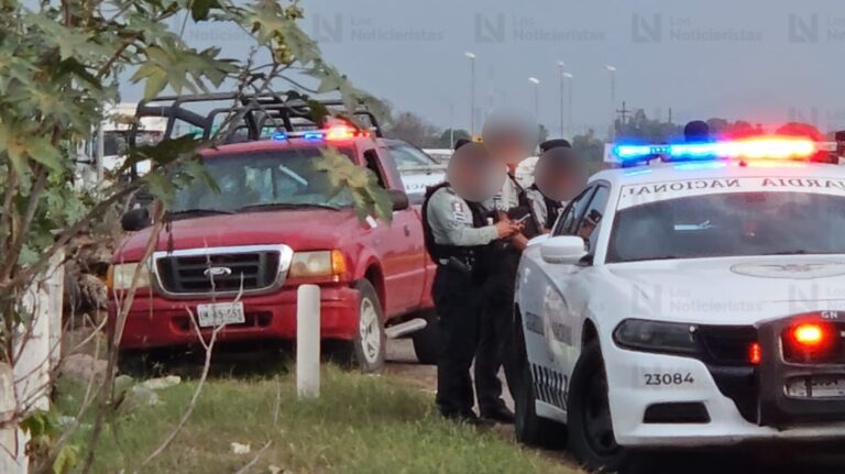 Asesinado encuentran a un hombre en la caja de una camioneta en La Platanera de Culiacán