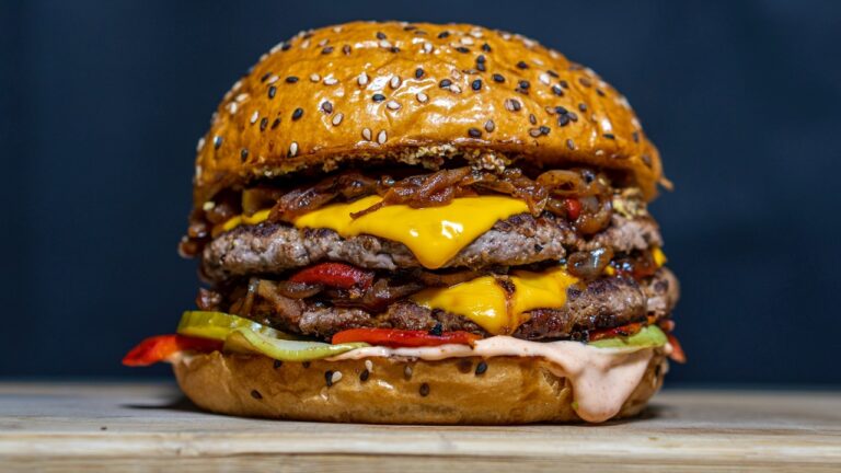 Este 28 de mayo, hamburguesas desde 1 peso: las promociones del Día Internacional de la Hamburguesa