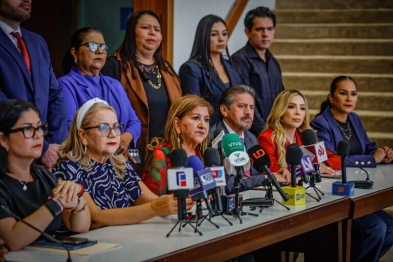 Grupo Parlamentario de Morena en el Congreso tras designar gobernadora interina