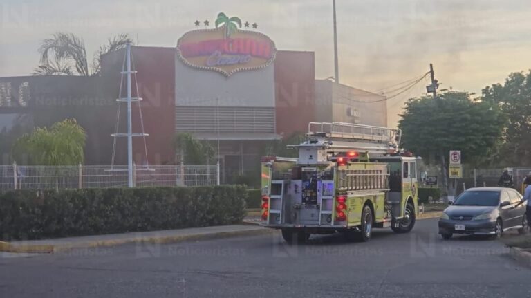 Fiscalía realiza periciales para determinar causas de incendio de casino en Culiacán, Sinaloa Incendio en el Casino Tropicana