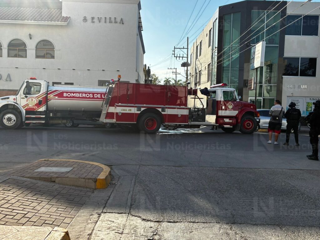 Se registra incendio en restaurante V de Vaca en Los Mochis