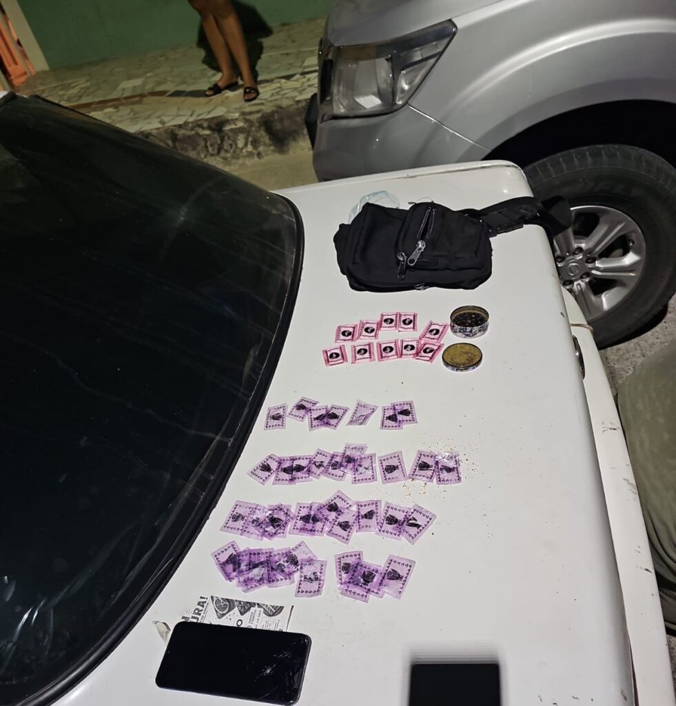 Asegura Marina en Elota una van blindada con adaptación para ametralladora; también decomisan explosivos y droga en el sur de Sinaloa