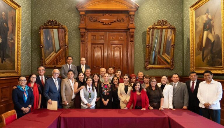 “Se garantizan servicios de salud dignos para los sinaloenses”: Yeraldine Bonilla tras reunión con Claudia Sheinbaum