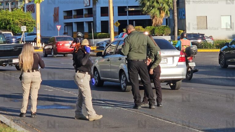 De carro a carro atacan a balazos a dos hombres en el Tres Ríos de Culiacán; hay dos heridos