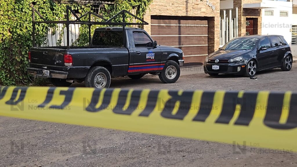 Ejecutan a dos hombres a bordo de un vehículo en El Palmito de Culiacán, Sinaloa
