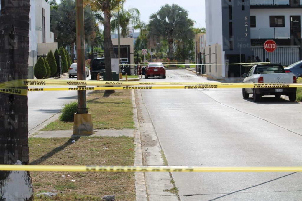 Asesinan a mujer a balazos al llegar a su domicilio en Real del Valle en Mazatlán, Sinaloa