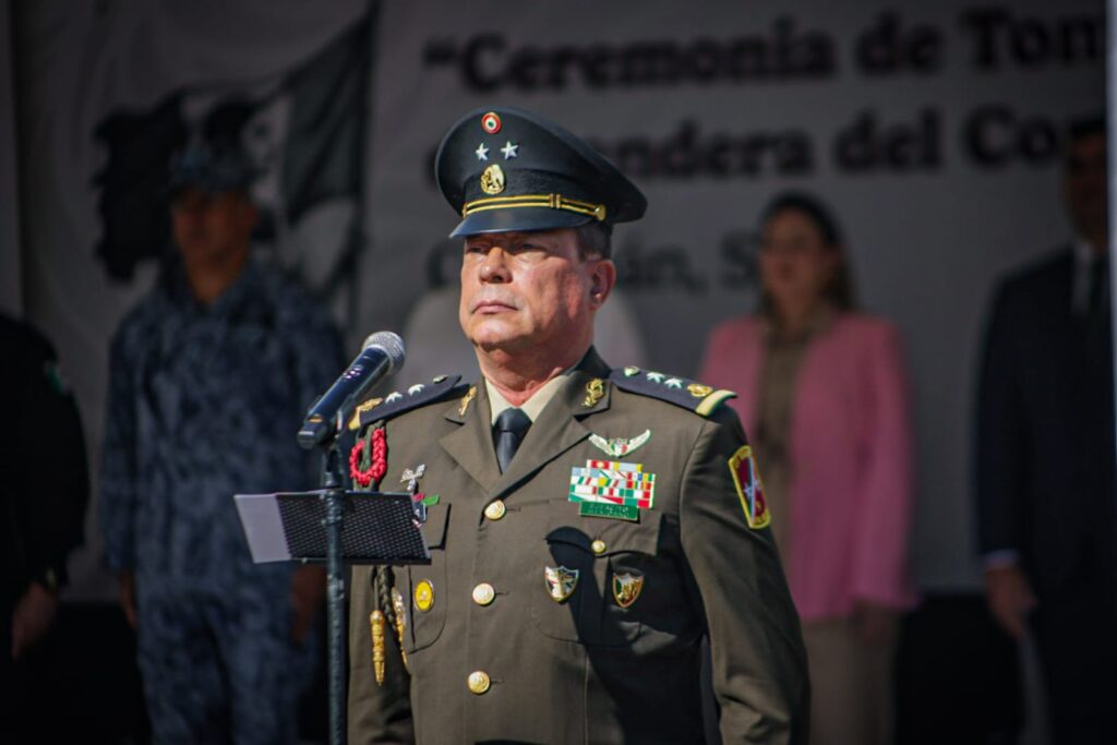 Rinde protesta el General Julio César Islas Sánchez como Comandante de la Novena Zona Militar, en Culiacán