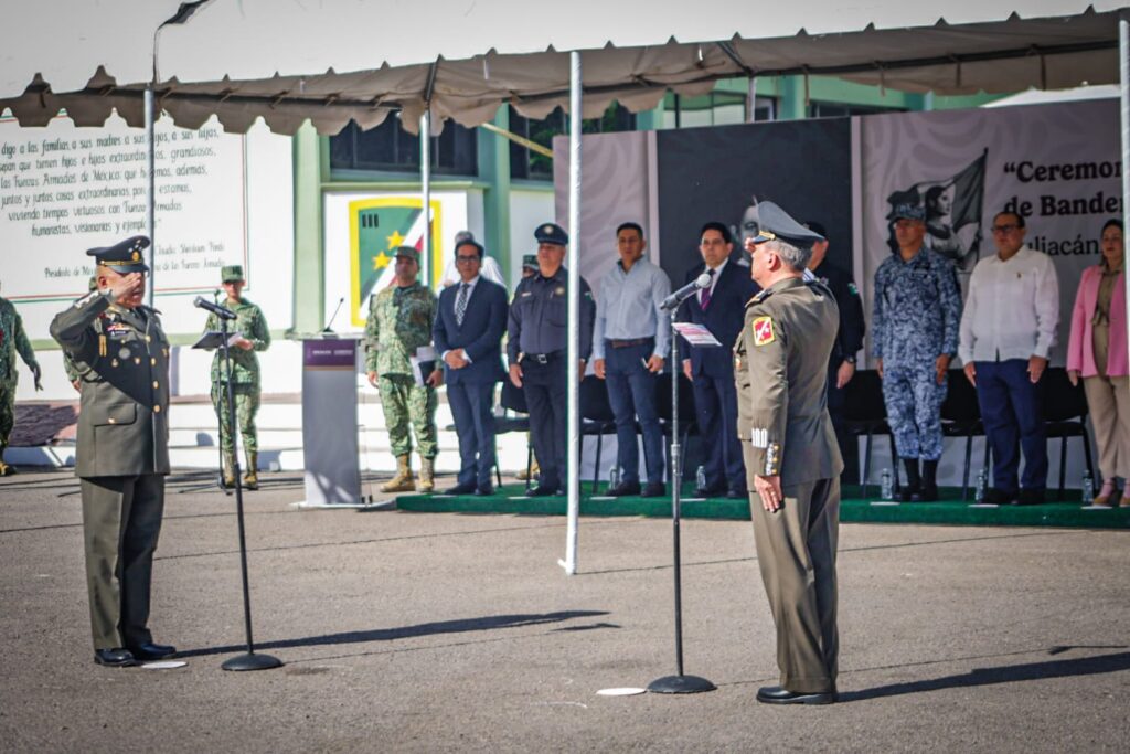 Rinde protesta el General Julio César Islas Sánchez como Comandante de la Novena Zona Militar, en Culiacán
